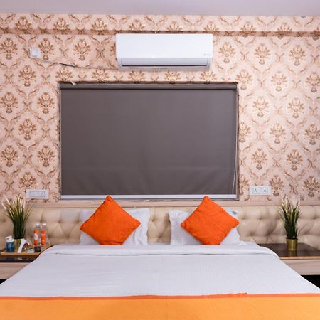 Hotel Iris At Nest Hyderabad Exterior foto